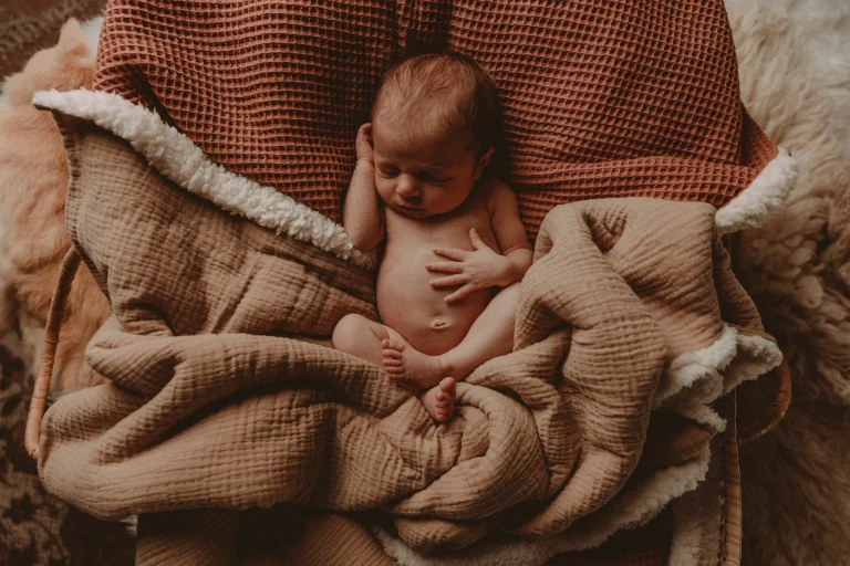 Galería de Sesiones de Newborn por Grisphoto - fotografía 04