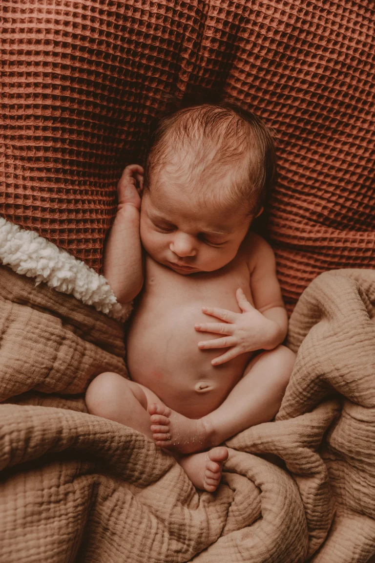 Galería de Sesiones de Newborn por Grisphoto - fotografía 15